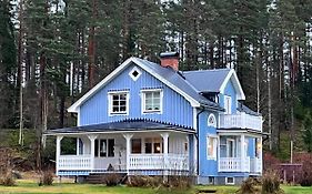 Gård Mörbacka Bed&Breakfast